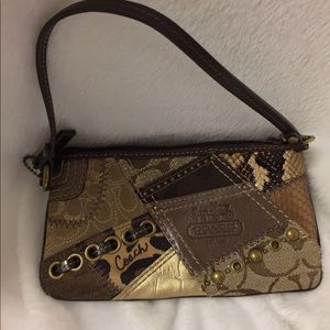 Coach wristlet wallet